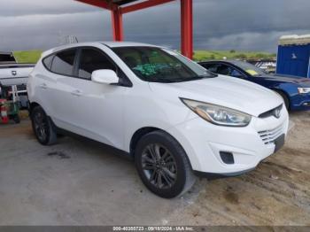  Salvage Hyundai TUCSON