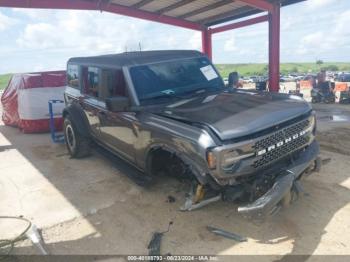  Salvage Ford Bronco