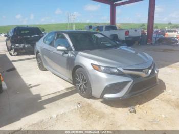  Salvage Toyota Camry