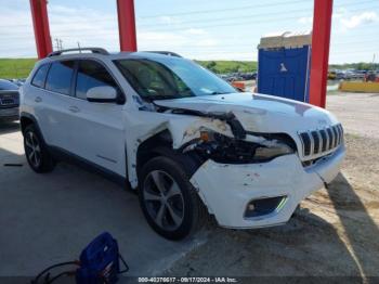  Salvage Jeep Cherokee