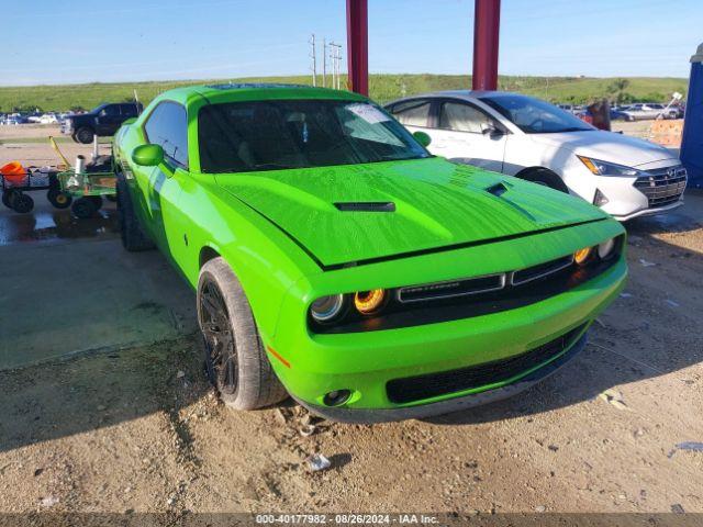  Salvage Dodge Challenger