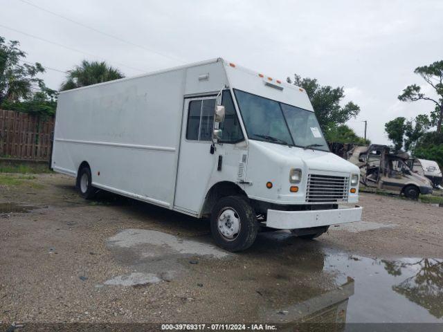  Salvage Freightliner Chassis