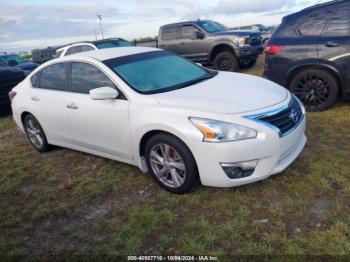  Salvage Nissan Altima