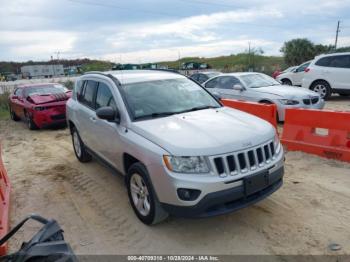  Salvage Jeep Compass