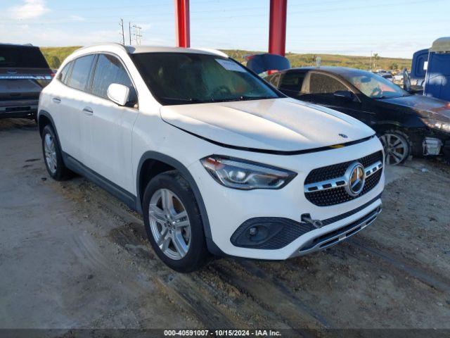  Salvage Mercedes-Benz GLA