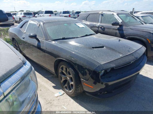  Salvage Dodge Challenger