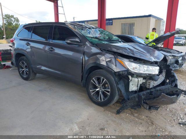  Salvage Toyota Highlander