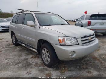  Salvage Toyota Highlander