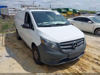  Salvage Mercedes-Benz Metris