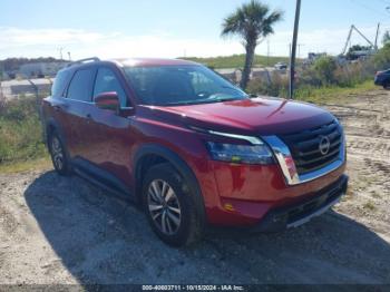  Salvage Nissan Pathfinder