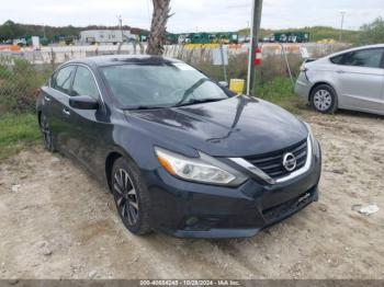  Salvage Nissan Altima