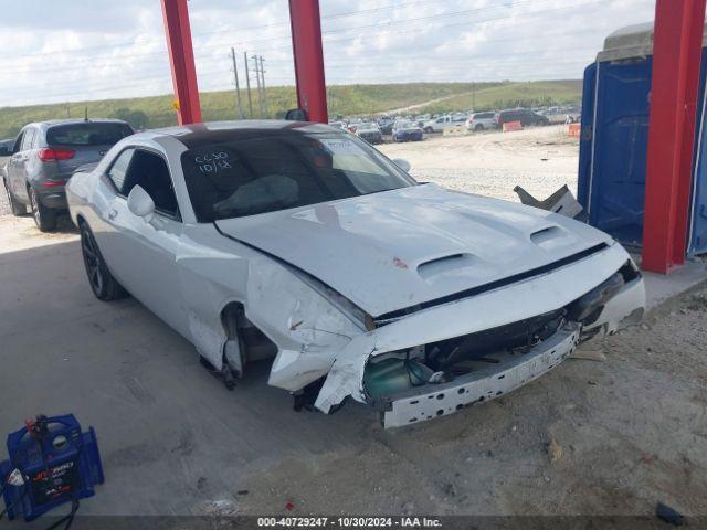  Salvage Dodge Challenger