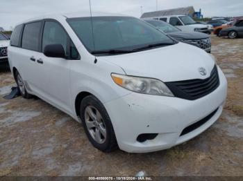  Salvage Toyota Sienna