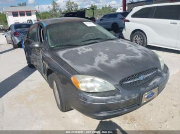  Salvage Ford Taurus