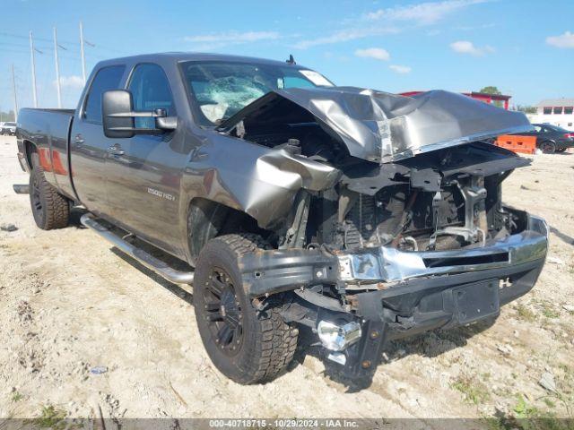  Salvage Chevrolet Silverado 2500