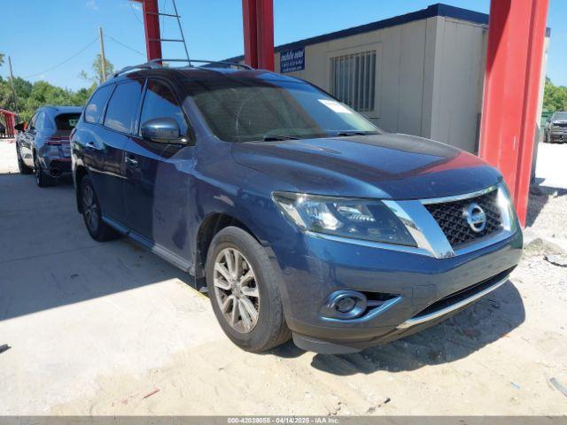  Salvage Nissan Pathfinder