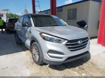  Salvage Hyundai TUCSON