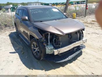  Salvage Toyota Highlander