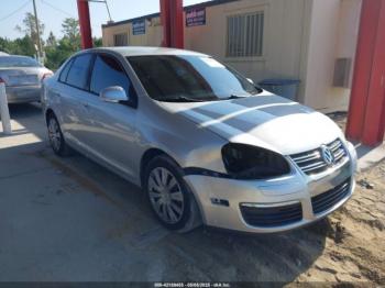  Salvage Volkswagen Jetta