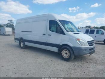  Salvage Mercedes-Benz Sprinter 2500