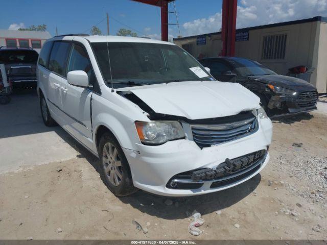  Salvage Chrysler Town & Country
