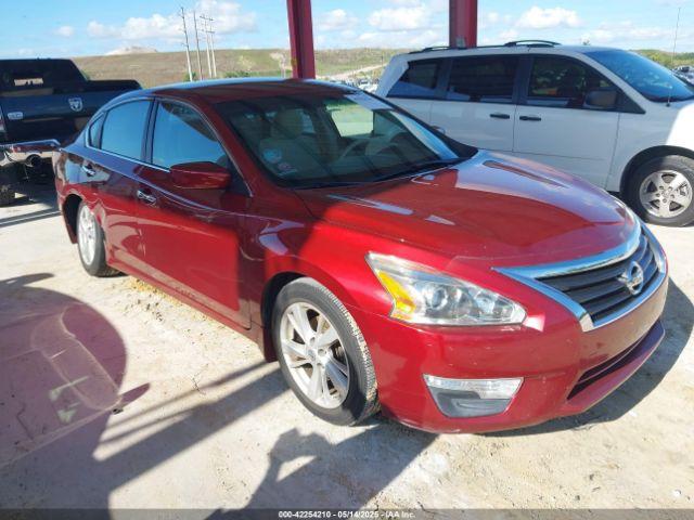  Salvage Nissan Altima