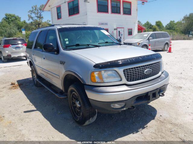  Salvage Ford Expedition