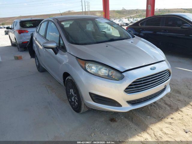  Salvage Ford Fiesta