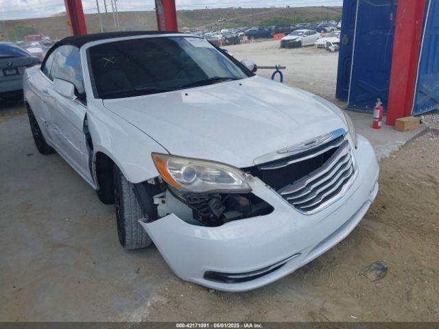  Salvage Chrysler 200