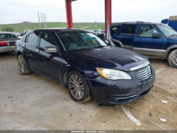  Salvage Chrysler 200
