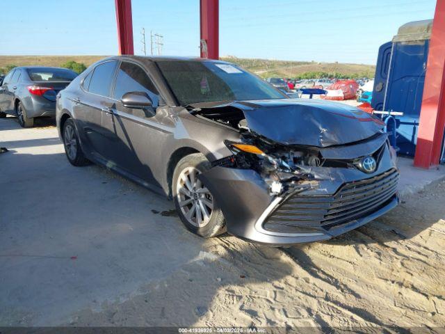  Salvage Toyota Camry