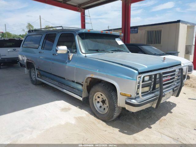  Salvage GMC Suburban