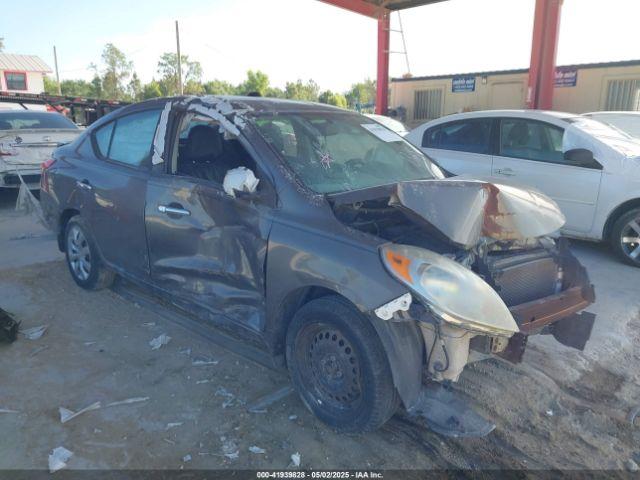  Salvage Nissan Versa