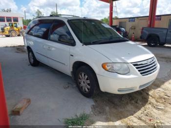  Salvage Chrysler Town & Country