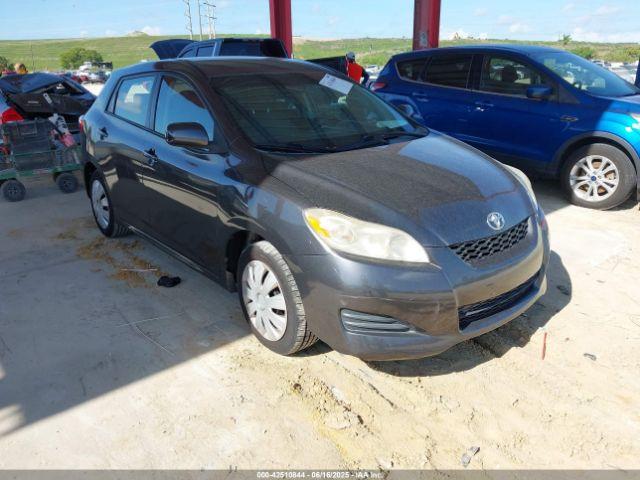  Salvage Toyota Matrix