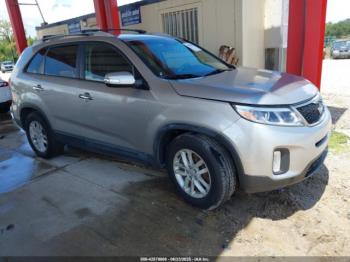  Salvage Kia Sorento
