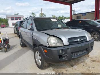  Salvage Hyundai TUCSON