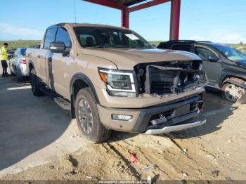  Salvage Nissan Titan