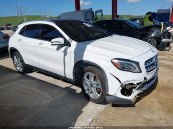  Salvage Mercedes-Benz GLA