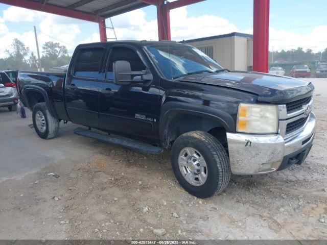  Salvage Chevrolet Silverado 2500
