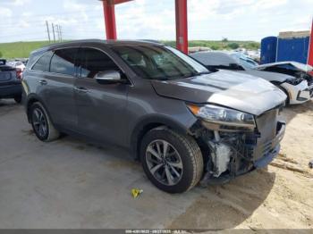  Salvage Kia Sorento