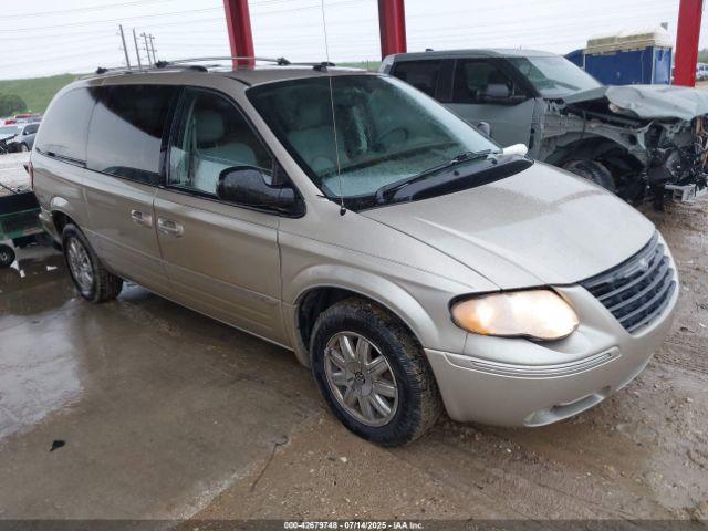  Salvage Chrysler Town & Country