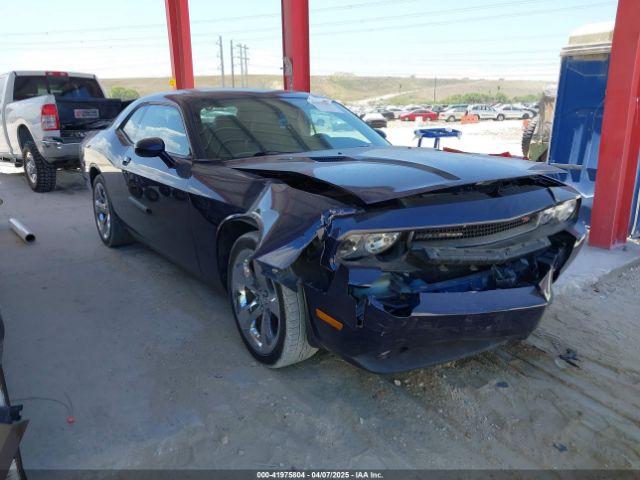  Salvage Dodge Challenger