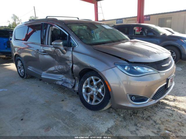  Salvage Chrysler Pacifica
