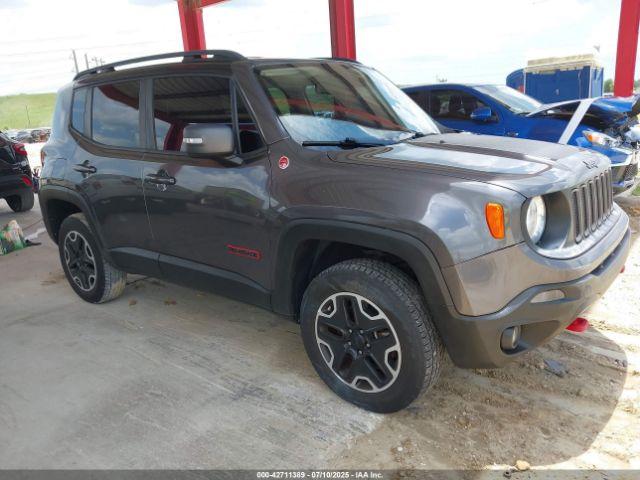  Salvage Jeep Renegade