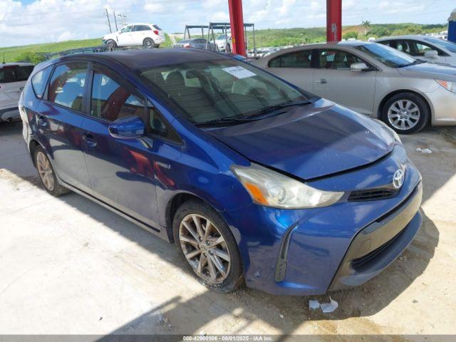  Salvage Toyota Prius v