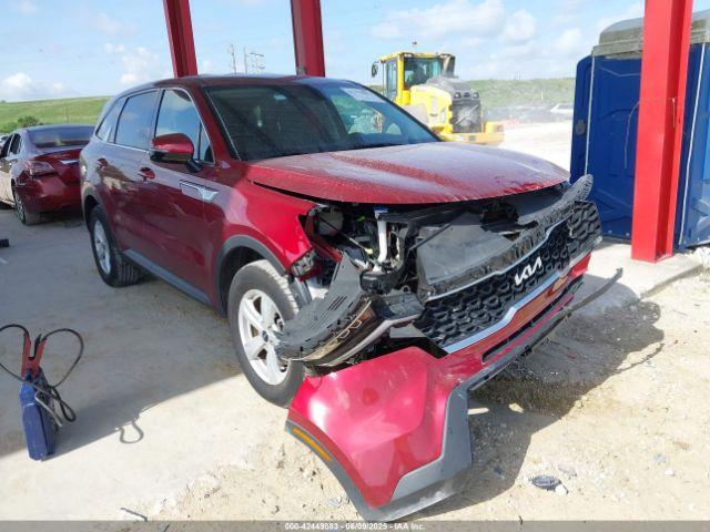  Salvage Kia Sorento