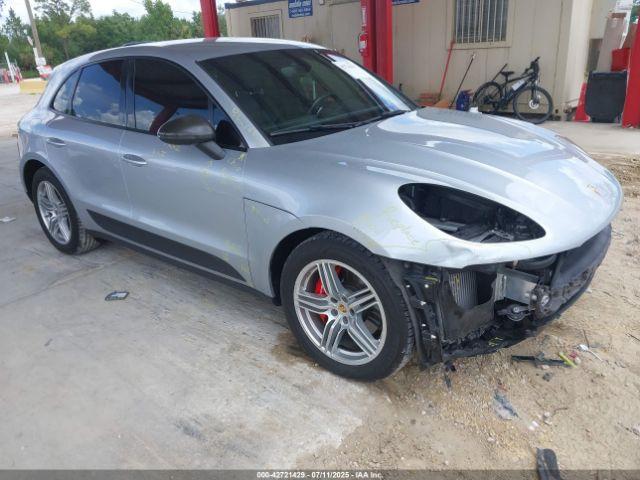  Salvage Porsche Macan