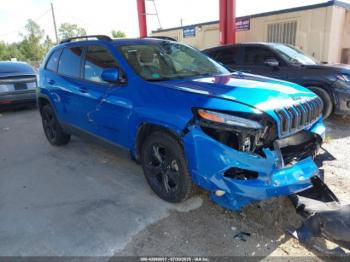  Salvage Jeep Cherokee