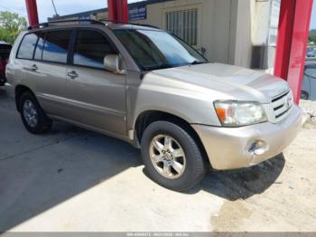  Salvage Toyota Highlander